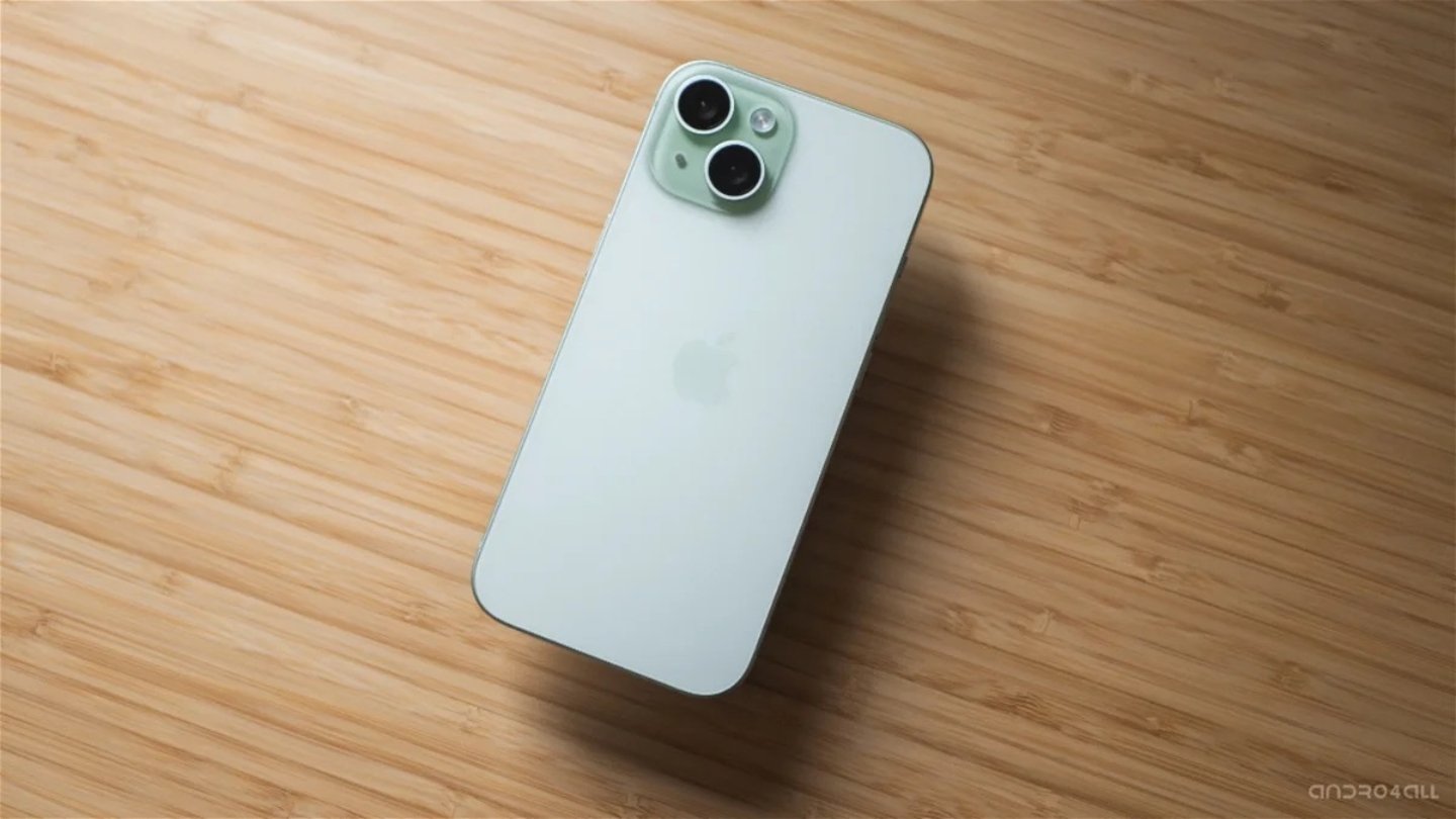 The iPhone 15 in green